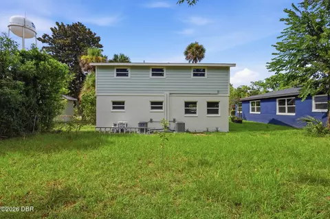 Exterior - 264 Laws Ln, Ormond Beach, FL 32174 photo 2 of 3