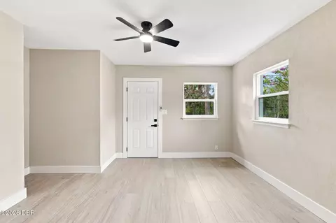 Living - 264 Laws Ln, Ormond Beach, FL 32174 photo 4 of 4