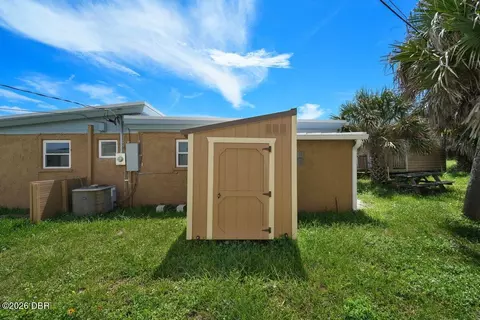 Exterior - 3 Ocean Edge Dr, Ormond Beach, FL 32176 photo 4 of 5