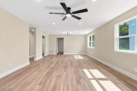 Living - 256 Laws Ln, Ormond Beach, FL 32174 photo 2 of 11