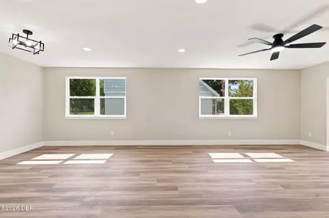 Living - 256 Laws Ln, Ormond Beach, FL 32174 photo 7 of 11