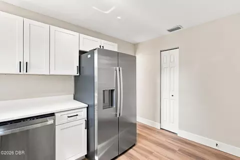 Kitchen - 256 Laws Ln, Ormond Beach, FL 32174 photo 3 of 3