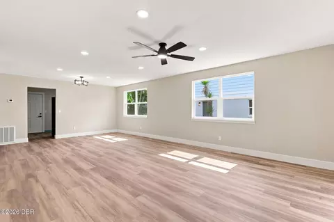 Living - 256 Laws Ln, Ormond Beach, FL 32174 photo 4 of 11