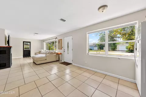 Living - 71 Fairview Ave, Ormond Beach, FL 32174 photo 1 of 6