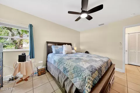 Bedroom - 71 Fairview Ave, Ormond Beach, FL 32174 photo 4 of 5
