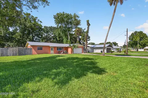 706 Boston Ave, South Daytona, FL 32119