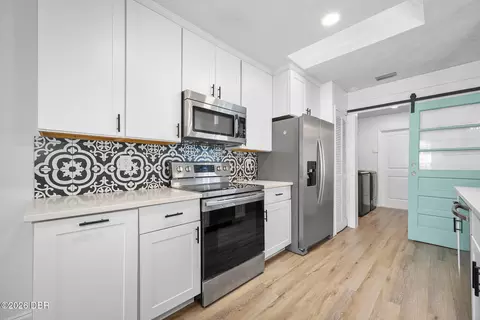 Kitchen - 5 Winding Woods Trl, Ormond Beach, FL 32174 photo 6 of 6