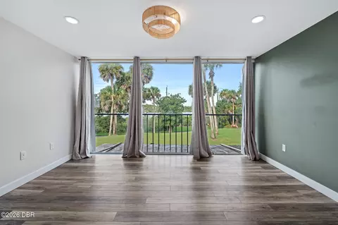 Living - 5500 Ocean Shore Blvd, Ormond Beach, FL 32176 photo 8 of 11