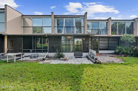 Exterior - 5500 Ocean Shore Blvd, Ormond Beach, FL 32176 photo 7 of 9