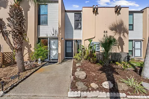 Exterior - 5500 Ocean Shore Blvd, Ormond Beach, FL 32176 photo 3 of 9