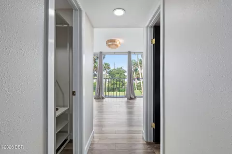 Entry Way - 5500 Ocean Shore Blvd, Ormond Beach, FL 32176 photo 6 of 6