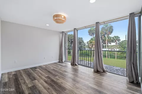 Living - 5500 Ocean Shore Blvd, Ormond Beach, FL 32176 photo 9 of 11