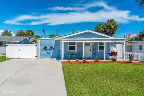 Exterior - 7 River Dr, Ormond Beach, FL 32176 photo 6 of 9