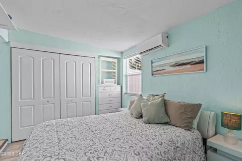 Bedroom - 7 River Dr, Ormond Beach, FL 32176 photo 1 of 5
