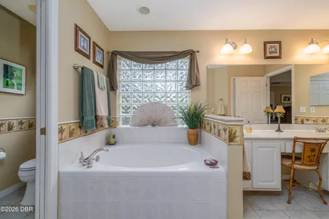 Bath - 3626 Mallow Dr, Ormond Beach, FL 32174 photo 2 of 4