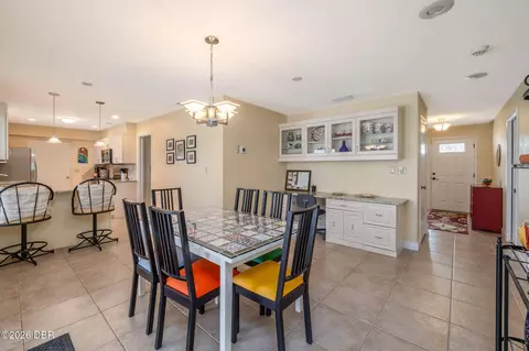 Dining - 4 Smugglers Cv, Ormond Beach, FL 32176 photo 3 of 3