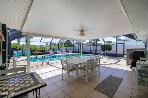 Exterior - 4 Smugglers Cv, Ormond Beach, FL 32176 photo 7 of 12