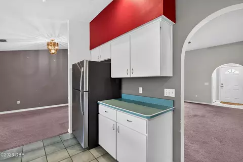 Kitchen - 9 China Moon Dr, Ormond Beach, FL 32174 photo 10 of 10