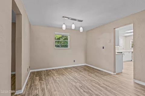 Dining - 211 Sanchez Ave, Ormond Beach, FL 32174 photo 1 of 2