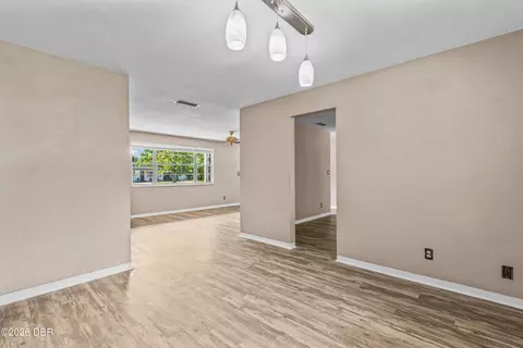 Living - 211 Sanchez Ave, Ormond Beach, FL 32174 photo 8 of 8