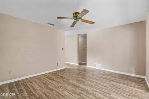 Living - 211 Sanchez Ave, Ormond Beach, FL 32174 photo 7 of 8