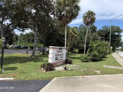 640 N Nova Rd, Ormond Beach, FL 32174 photo 2