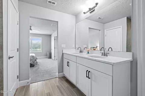 Bath - 13 Regency Rd, Ormond Beach, FL 32174 photo 4 of 6