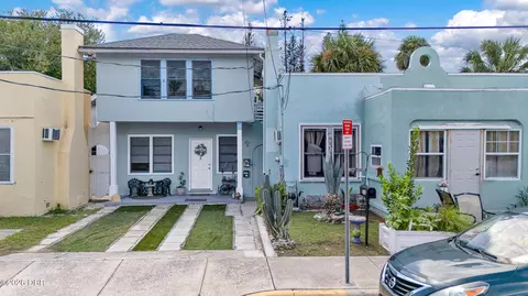 311-313 N Oleander Ave, Daytona Beach, FL 32118