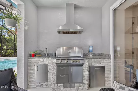 Kitchen - 380 Chesham St, Ormond Beach, FL 32174 photo 8 of 8