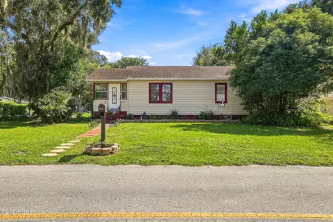 614 W Pennsylvania Ave, Deland, FL 32720