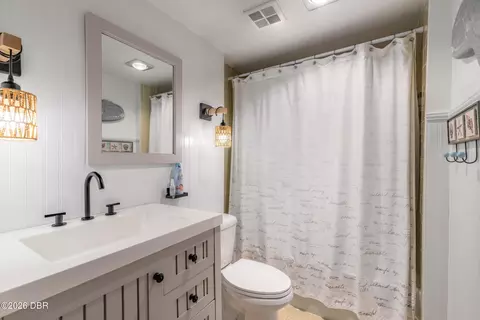 Bath - 1575 Ocean Shore Blvd, Ormond Beach, FL 32176 photo 1 of 1