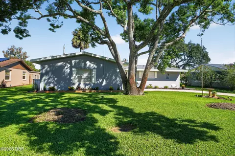 1348 Killian St, Daytona Beach, FL 32114