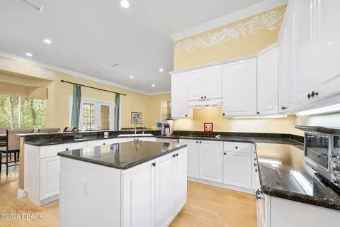 Kitchen - 6 Broadwater Dr, Ormond Beach, FL 32174 photo 3 of 5