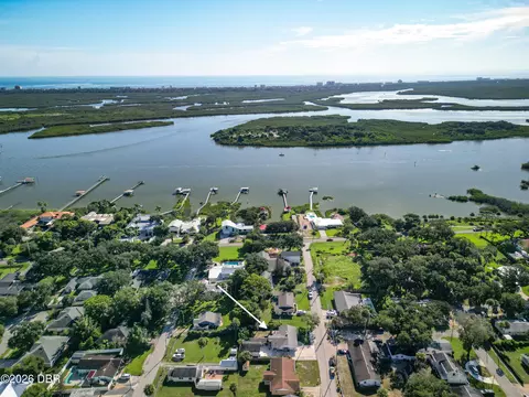 View/Area - 125 Dixwood Ave, Edgewater, FL 32132 photo 2 of 5