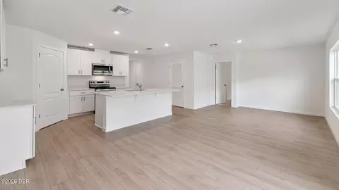Living - 144 Heirloom Dr, Ormond Beach, FL 32174 photo 3 of 3