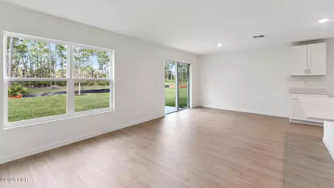 Living - 144 Heirloom Dr, Ormond Beach, FL 32174 photo 2 of 3