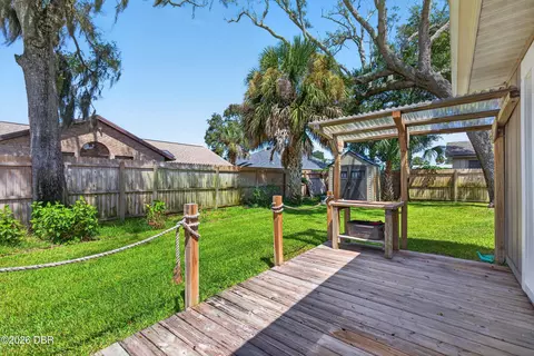 Exterior - 5 Sycamore Cir, Ormond Beach, FL 32174 photo 8 of 15