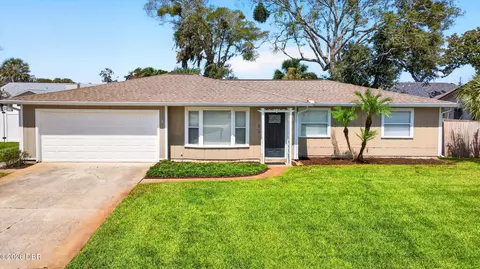 Exterior - 5 Sycamore Cir, Ormond Beach, FL 32174 photo 1 of 15