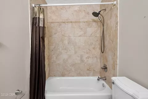 Bath - 5 Sycamore Cir, Ormond Beach, FL 32174 photo 3 of 6
