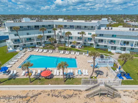 Exterior - 1601 Ocean Shore Blvd, Ormond Beach, FL 32176 photo 1 of 7