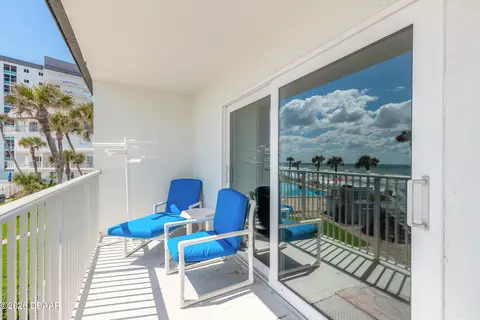 Exterior - 1601 Ocean Shore Blvd, Ormond Beach, FL 32176 photo 5 of 7