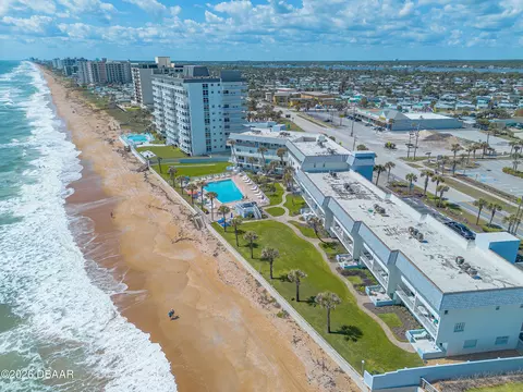 View/Area - 1601 Ocean Shore Blvd, Ormond Beach, FL 32176 photo 2 of 4