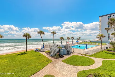 Exterior - 1601 Ocean Shore Blvd, Ormond Beach, FL 32176 photo 2 of 7