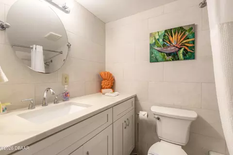 Bath - 1601 Ocean Shore Blvd, Ormond Beach, FL 32176 photo 2 of 2