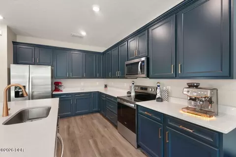 Kitchen - 2642 Fermoy Dr, Ormond Beach, FL 32174 photo 2 of 5