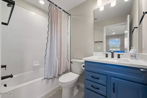 Bath - 2642 Fermoy Dr, Ormond Beach, FL 32174 photo 1 of 5