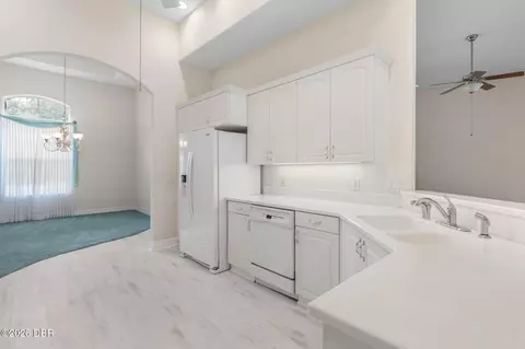 Kitchen - 47 Cambridge Trce, Ormond Beach, FL 32174 photo 4 of 5