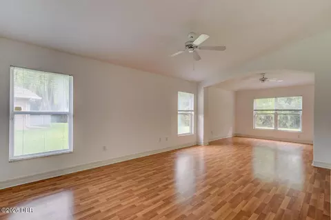 Living - 19 Waterbluff Dr, Ormond Beach, FL 32174 photo 6 of 8