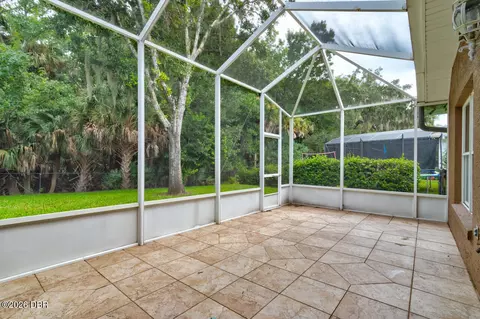 Exterior - 19 Waterbluff Dr, Ormond Beach, FL 32174 photo 2 of 7