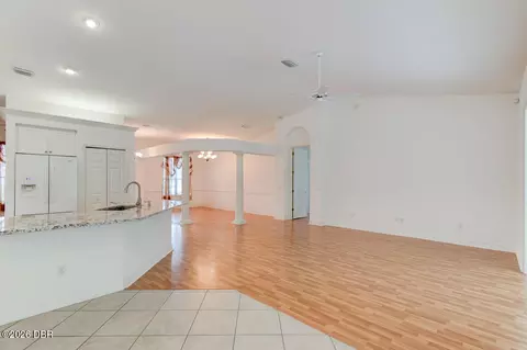 Living - 19 Waterbluff Dr, Ormond Beach, FL 32174 photo 8 of 8